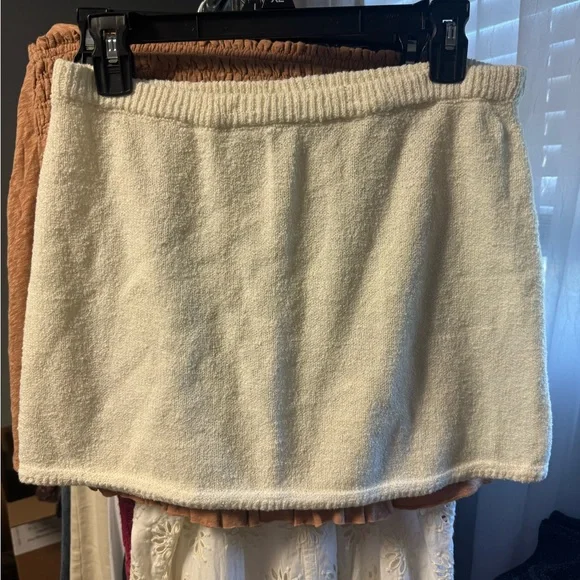 FREE PEOPLE Rhea Sweater Skirt Set - Coconut Milk Size Medium NWOT Retail $78 - Picture 5 of 8